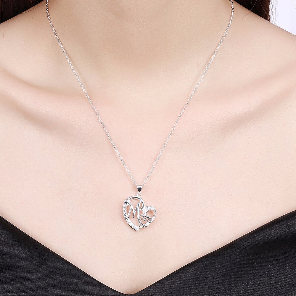 Love Mom Gift Great Mama Pendant Necklace - Silver Plated Jewelry Christmas Gift For Mother MUM Letters Heart Pendant Wholesale
