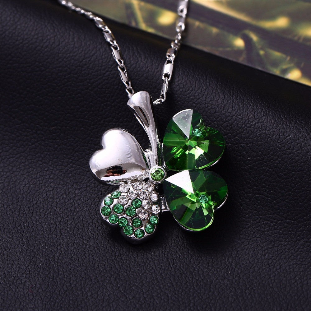 Women`s Day factory hotsell Austrian Crystal four Leaf Leaves Clover heart rhinestones necklace pendant jewelry 9554
