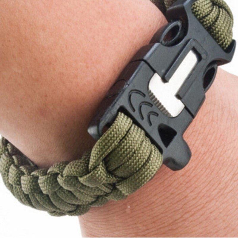 4 in 1 Flint Fire Starter Whistle,Outdoor Camping Survival Gear Buckle Travel Kit Equipment,Paracord Rescue Rope Escape Bracelet