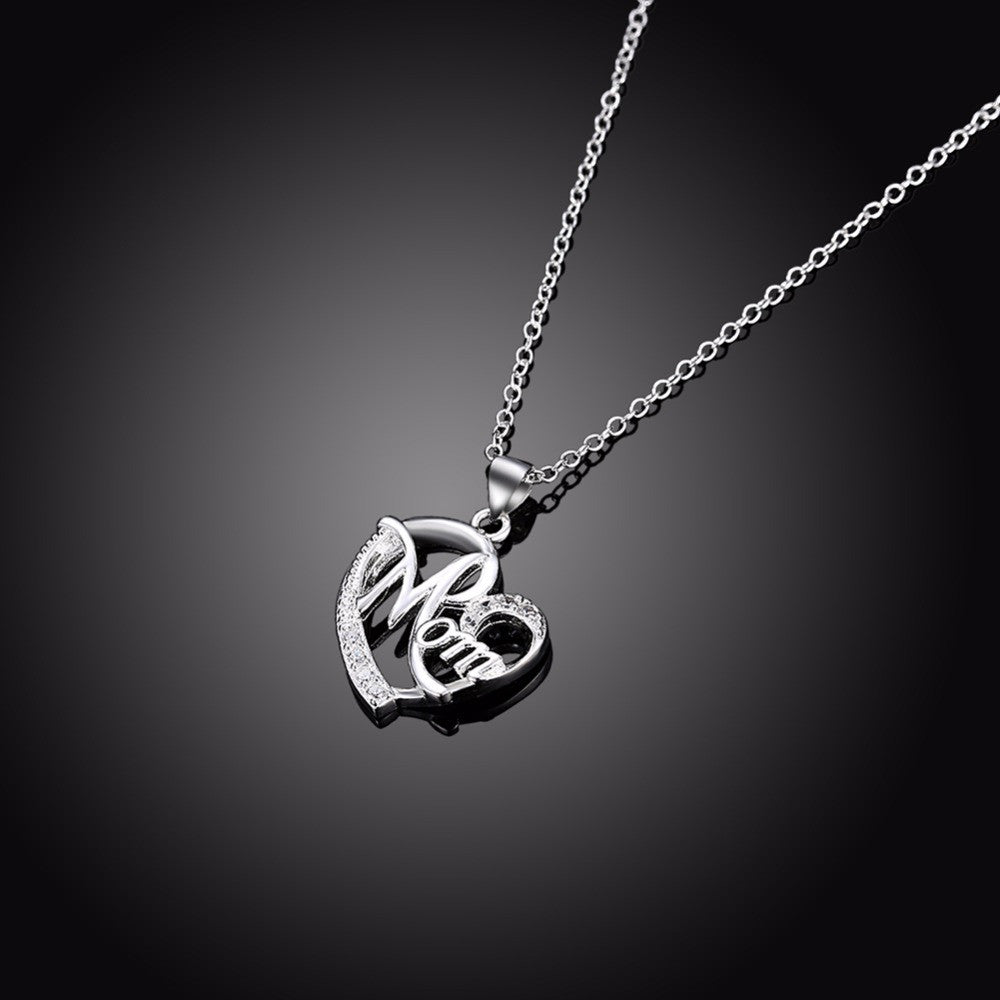 Love Mom Gift Great Mama Pendant Necklace - Silver Plated Jewelry Christmas Gift For Mother MUM Letters Heart Pendant Wholesale